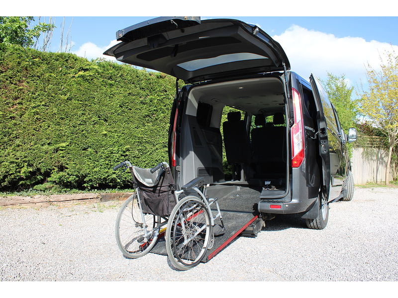 Ford Allied Independence RE - Automatic - 5 SEATS PLUS ONE WHEELCHAIR 2.0 5dr MPV Automatic Diesel