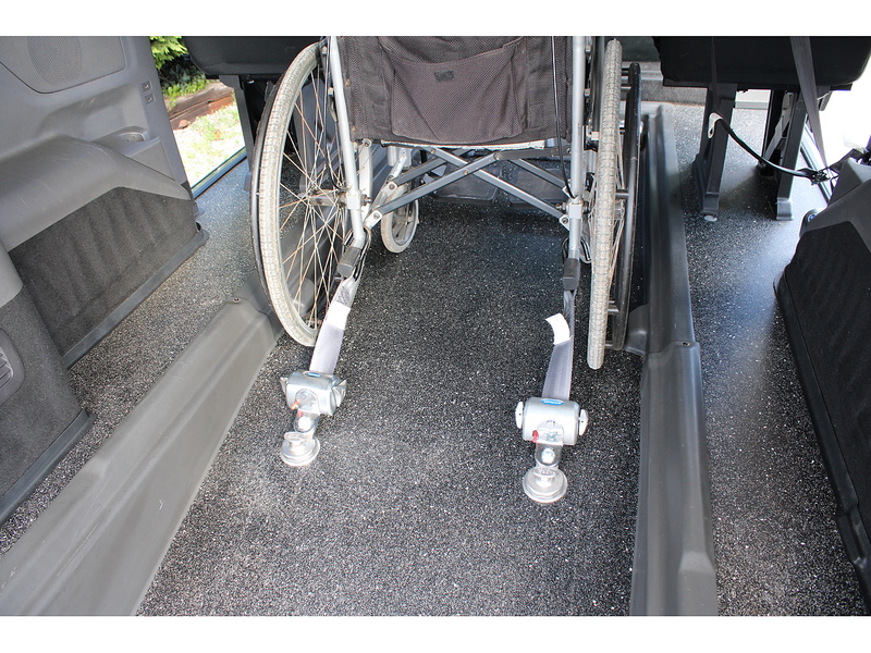 Ford Allied Independence RE - Automatic - 5 SEATS PLUS ONE WHEELCHAIR 2.0 5dr MPV Automatic Diesel