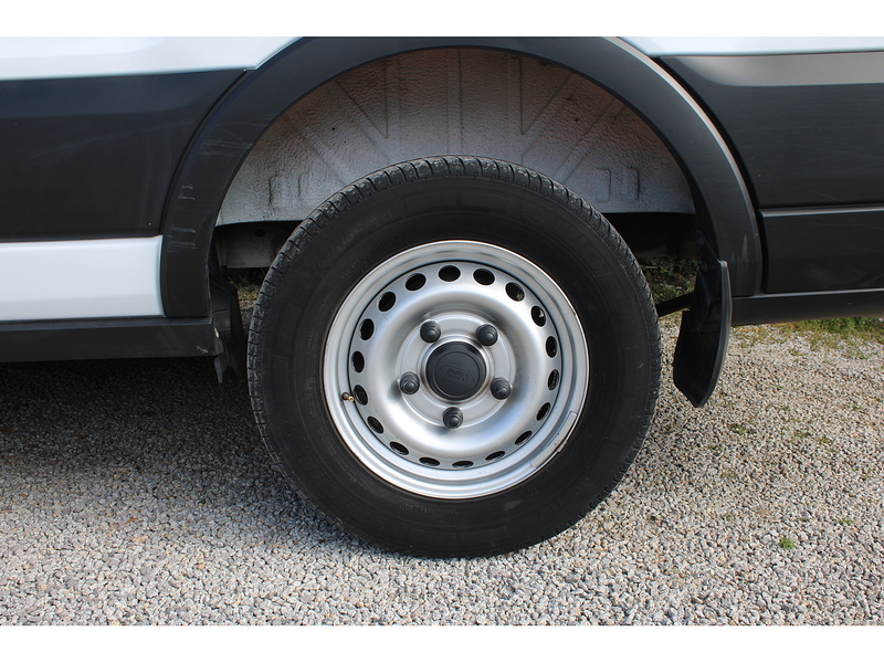 Ford 350 L3 H2 MHEV Engineers Van - Air con - Racking & Roof rack 2.0 5dr large van Manual Diesel