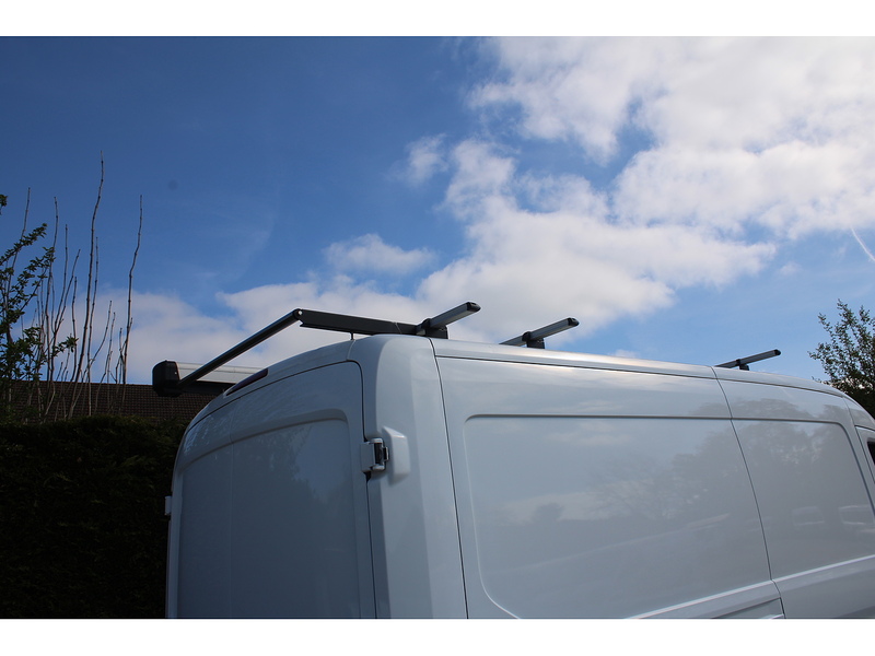 Ford 350 L3 H2 MHEV Engineers Van - Air con - Racking & Roof rack 2.0 5dr large van Manual Diesel
