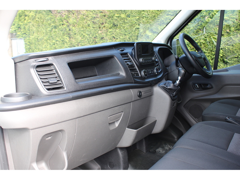 Ford 350 L3 H2 MHEV Engineers Van - Air con - Racking & Roof rack 2.0 5dr large van Manual Diesel