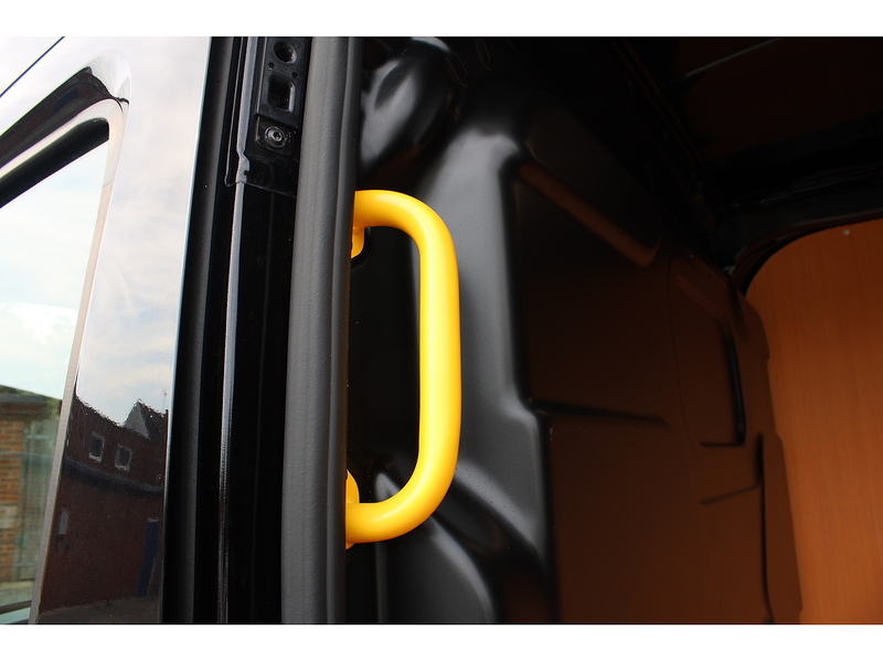 Ford 350 L3 H2 Limited AUTOMATIC - Low miles - Great condition 2.0 5dr large van Automatic Diesel