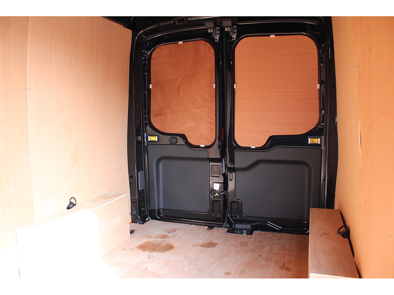 Ford 350 L3 H2 Limited AUTOMATIC - Low miles - Great condition 2.0 5dr large van Automatic Diesel