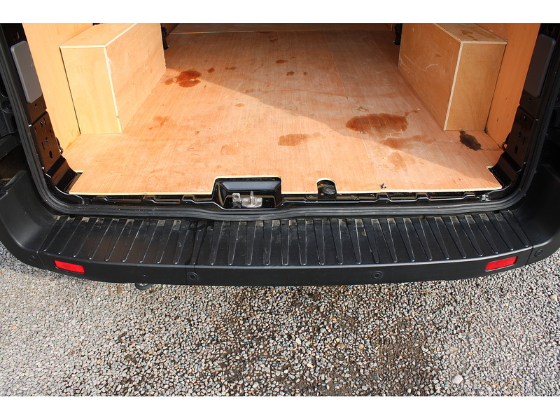 Ford 350 L3 H2 Limited AUTOMATIC - Low miles - Great condition 2.0 5dr large van Automatic Diesel