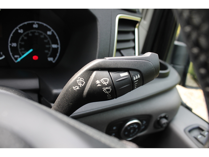 Ford 350 L3 H2 Limited AUTOMATIC - Low miles - Great condition 2.0 5dr large van Automatic Diesel