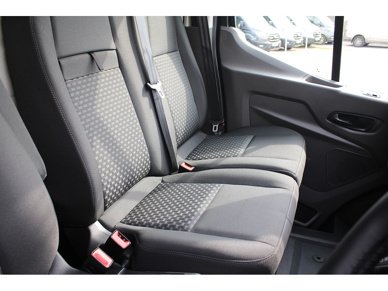 Ford 350 L3 H2 Limited AUTOMATIC - Low miles - Great condition 2.0 5dr large van Automatic Diesel