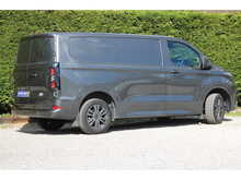 Ford Transit Custom L1 Limited 136ps Euro 6 Diesel Van - 17" Alloys - Great looking