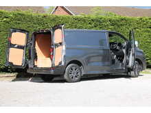 Ford Transit Custom L1 Limited 136ps Euro 6 Diesel Van - 17" Alloys - Great looking