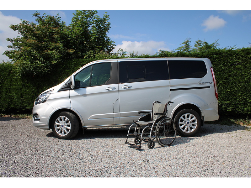 Ford Allied Independence RS mid mount, 4 seats plus one wheelchair 2.0 5dr MPV Manual Diesel