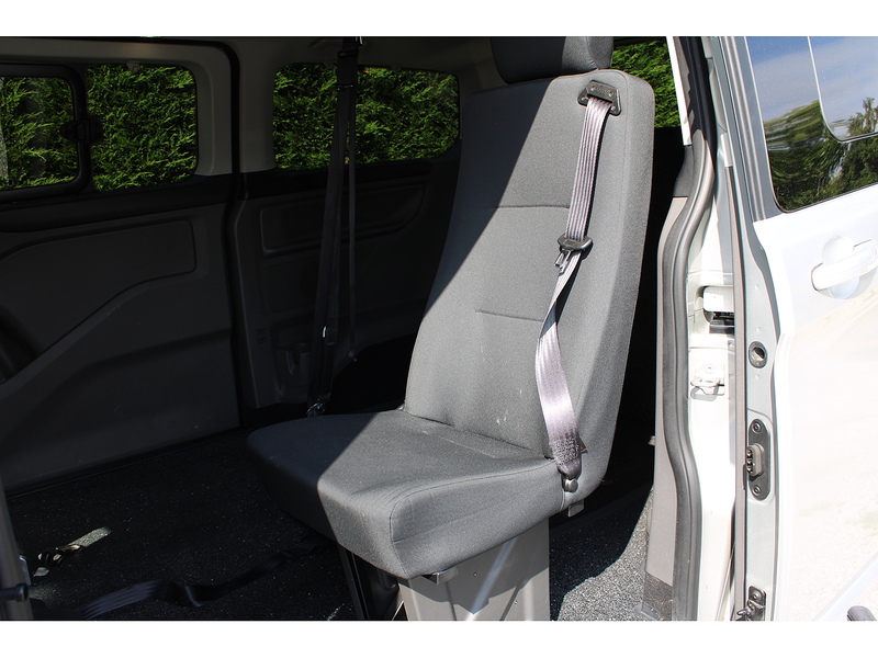 Ford Allied Independence RS mid mount, 4 seats plus one wheelchair 2.0 5dr MPV Manual Diesel