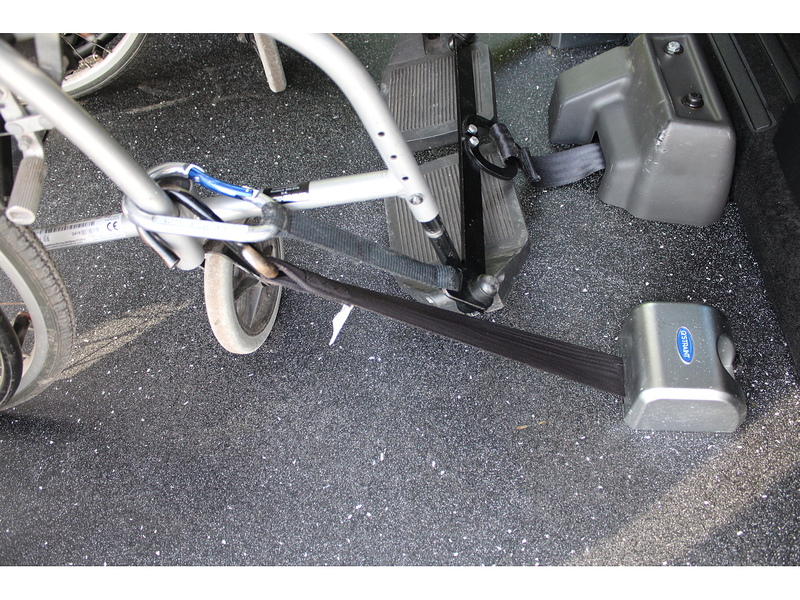 Ford Allied Independence RS mid mount, 4 seats plus one wheelchair 2.0 5dr MPV Manual Diesel