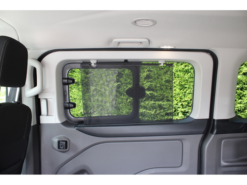 Ford Allied Independence RS mid mount, 4 seats plus one wheelchair 2.0 5dr MPV Manual Diesel