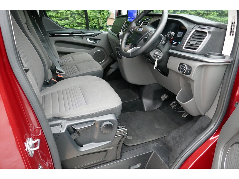 Ford Tourneo Custom Allied Independence RS 3 + 3 Wheelchair transport car - Fold flat ramp - Super looking - 33