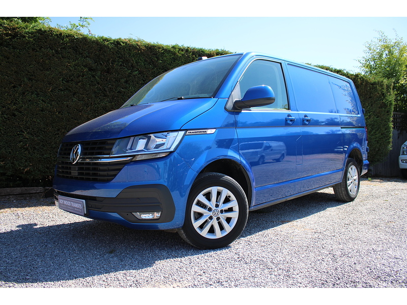 Volkswagen T6 T28 Highline 150ps - Super looking van in great condition 2.0 5dr medium van Manual Diesel