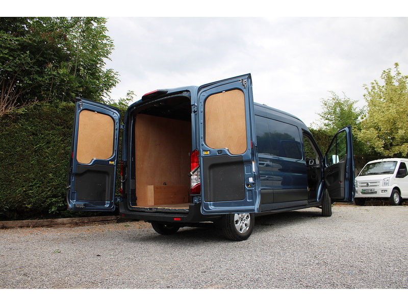 Ford 350 L3 H2 130ps Euro 6 - 8 speed Automatic Limited Diesel van 2.0 5dr large van Automatic Diesel