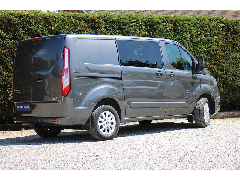Ford 320 DCIV Limited 6 seat 130ps Euro 6 Diesel van 2.0 5dr Combi Van Manual Diesel