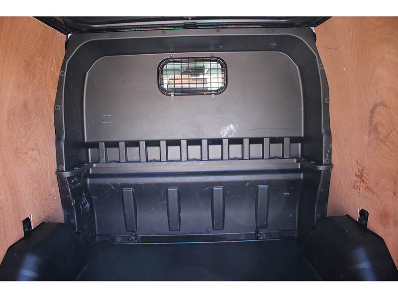 Ford 320 DCIV Limited 6 seat 130ps Euro 6 Diesel van 2.0 5dr Combi Van Manual Diesel