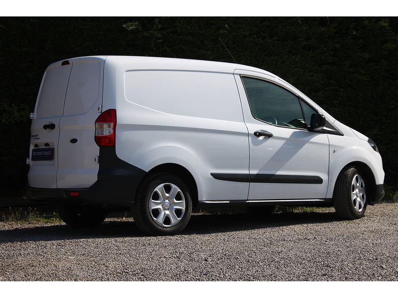 Ford Trend 1.5 120ps Euro 6 Diesel - Cab air con 1.5 5dr small van Manual Diesel