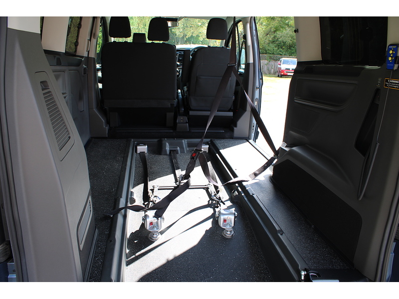 Ford Allied Independence RE - LOW LOW miles - Super condition 2.0 5dr WAV Manual Diesel