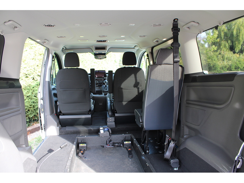 Ford GM Quantum 130ps Automatic Wheelchair access car 2.0 5dr Minibus Automatic Diesel