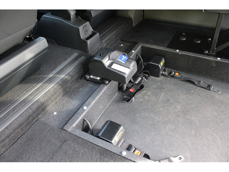 Ford GM Quantum 130ps Automatic Wheelchair access car 2.0 5dr Minibus Automatic Diesel