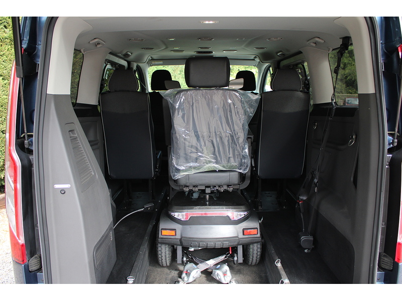 Ford GM Quantum 130ps Automatic Wheelchair access car 2.0 5dr Minibus Automatic Diesel