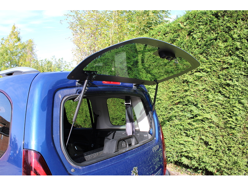 Peugeot Allure Allied Horizon Wheelchair access car - Super low miles and condition 1.5 5dr WAV Manual Diesel