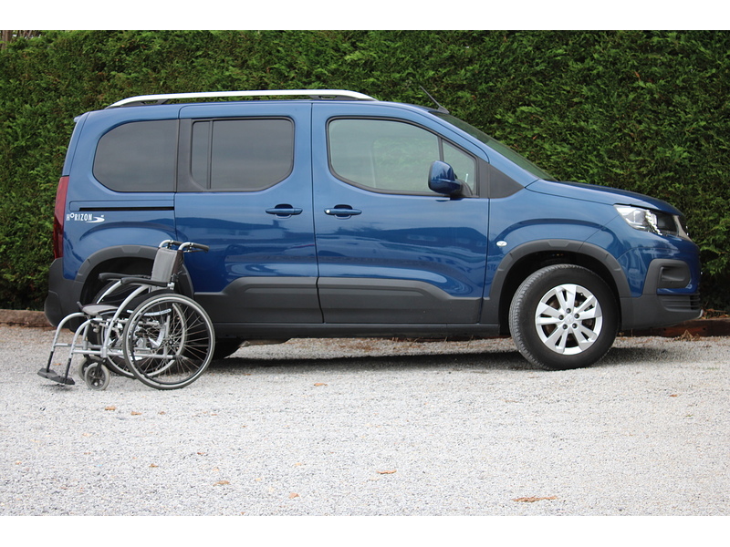 Peugeot Allied Horizon - wheelchair access car - 3 seat plus one wheelchair 1.5 5dr WAV Manual Diesel