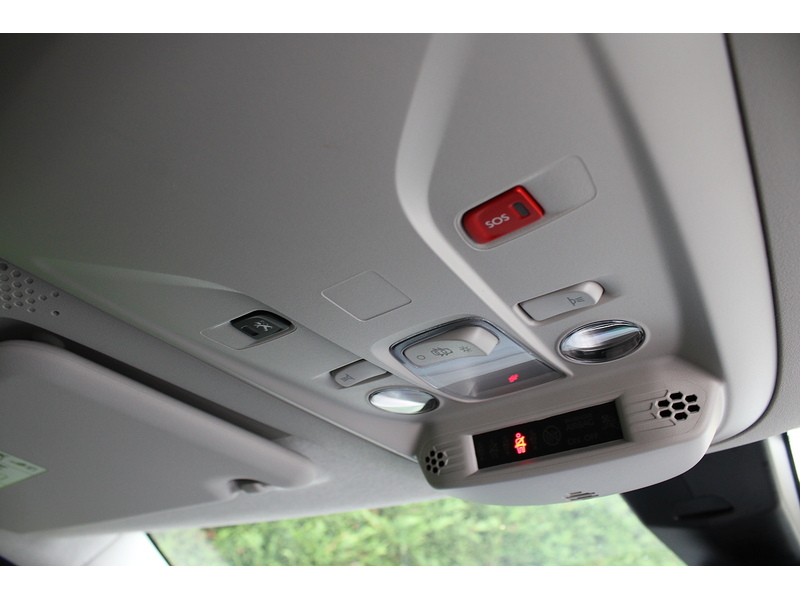 Peugeot Allied Horizon - wheelchair access car - 3 seat plus one wheelchair 1.5 5dr WAV Manual Diesel