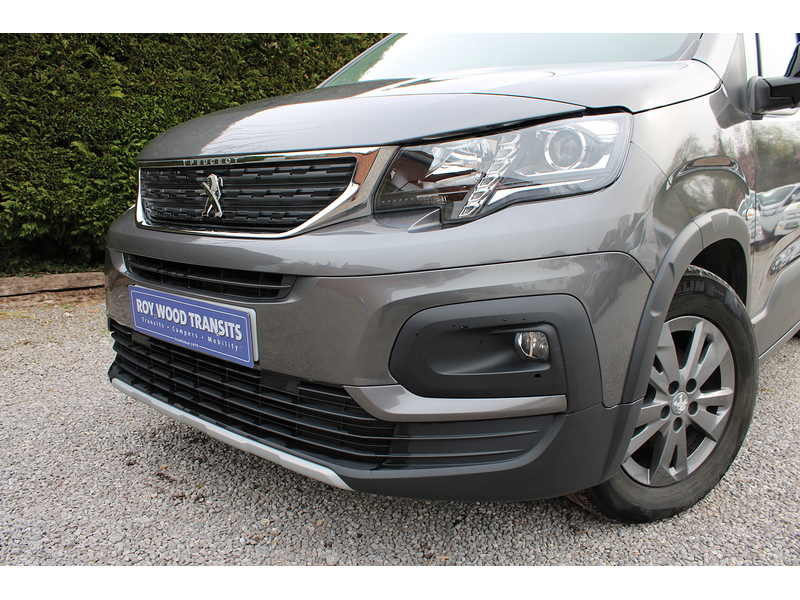 Peugeot Allied Horizon - Wheelchair access car - Low miles & Super condition 1.5 5dr WAV Manual Diesel