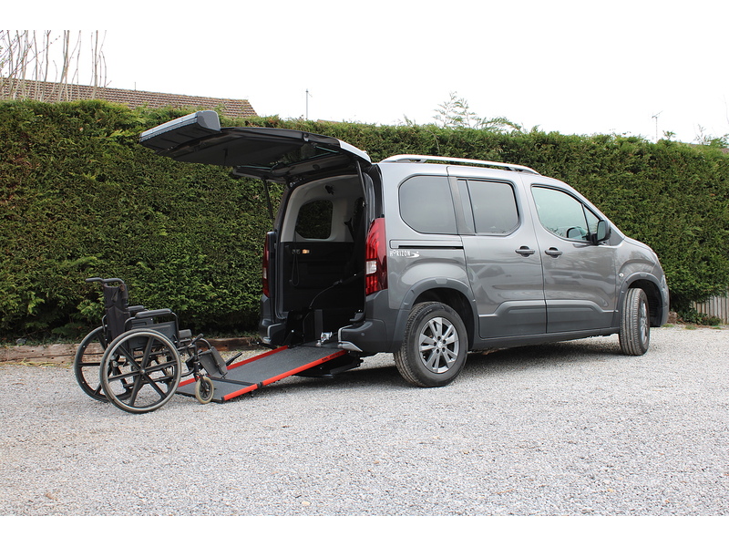 Peugeot Allied Horizon - Wheelchair access car - Low miles & Super condition 1.5 5dr WAV Manual Diesel