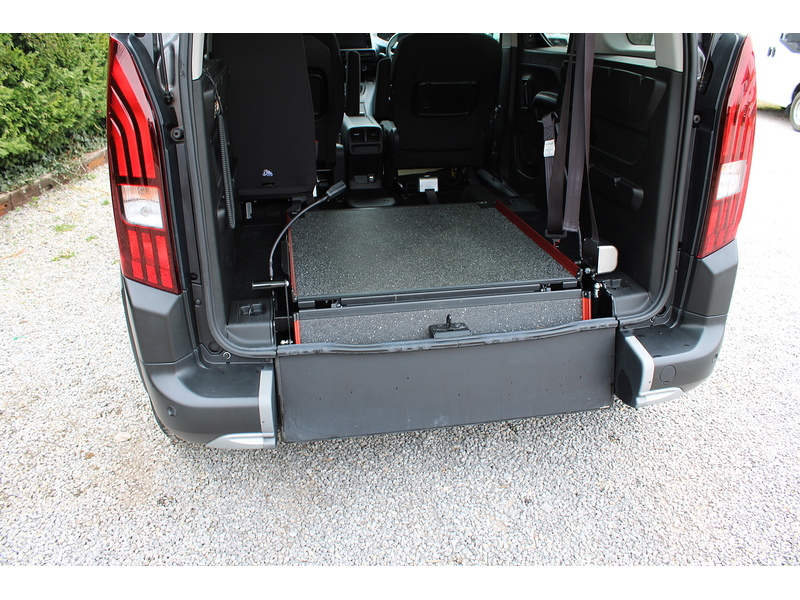 Peugeot Allied Horizon - Wheelchair access car - Low miles & Super condition 1.5 5dr WAV Manual Diesel