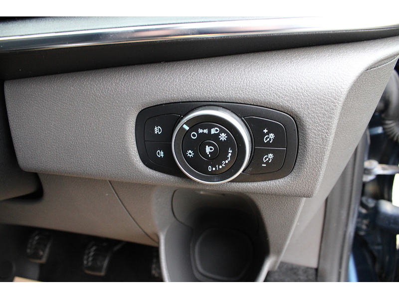 Ford Allied Independence RE - Additional rear seats - Genuine seven seater plus one wheelchair 2.0 5dr WAV Manual Diesel