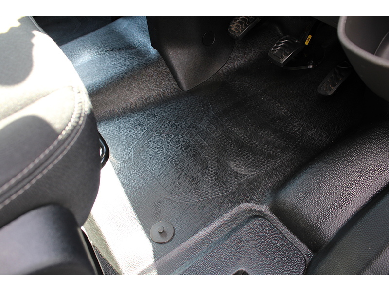 Ford L1 Limited 2.0 130ps Euro 6 Diesel Van - In Stock 2.0 5dr Panel Van Manual Diesel