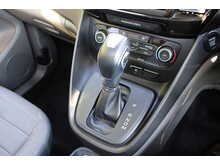 Ford Grand Tourneo Connect Allied Freedom - Automatic - Lwb 5 seats plus one wheelchair 