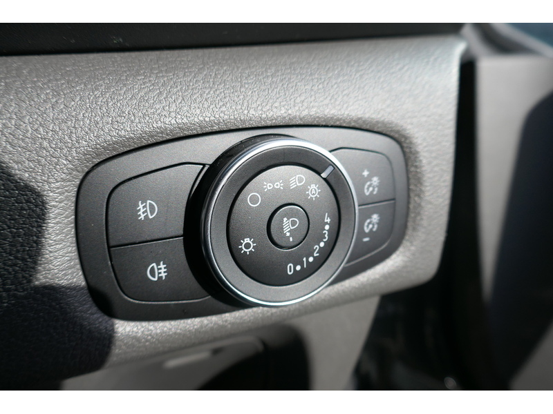 Ford Automatic - Allied Independence 6 seats plus one wheelchair 2.0 5dr WAV Automatic Diesel
