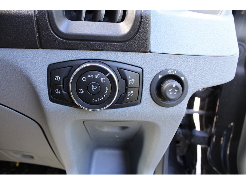 Ford 350 L3 Crew Cab 170ps Bison Tipper - Air Con - 6,300kg train mass 1996 4dr Tipper Manual Diesel