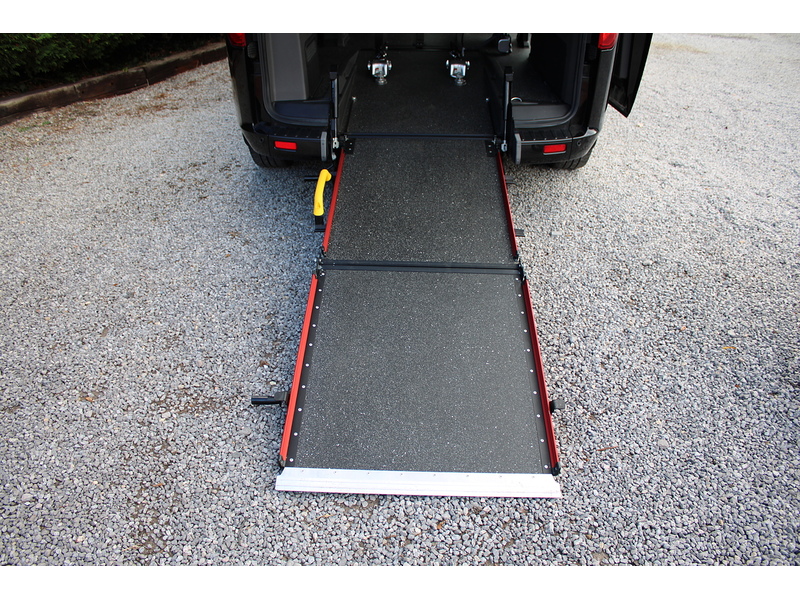 Ford Independence RS - new style flat ramp - Great Condition 2.0 5dr WAV 6 Speed Manual Diesel