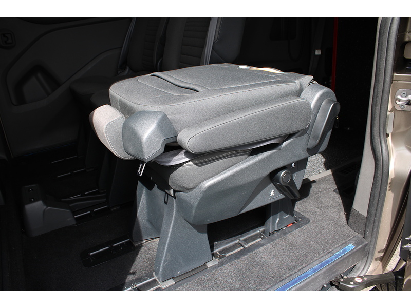 Ford Allied Independence RS - Automatic - Wheelchair access to the rear 2.0 5dr WAV Automatic Diesel