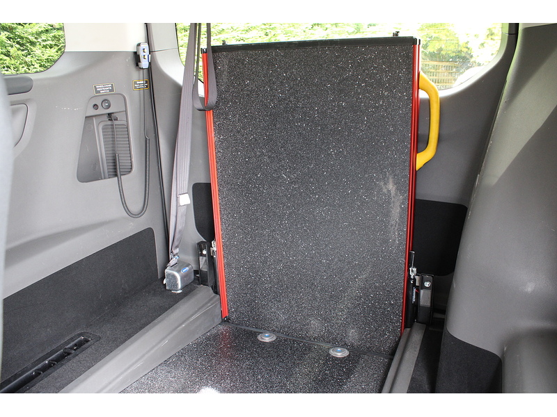 Ford Allied Independence RS - Automatic - Wheelchair access to the rear 2.0 5dr WAV Automatic Diesel
