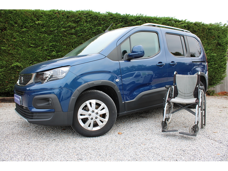 Peugeot Allied Horizon - RARE Petrol Automatic Wheelchair access car 1.2 5dr WAV Automatic Petrol