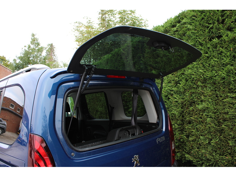 Peugeot Allied Horizon - RARE Petrol Automatic Wheelchair access car 1.2 5dr WAV Automatic Petrol