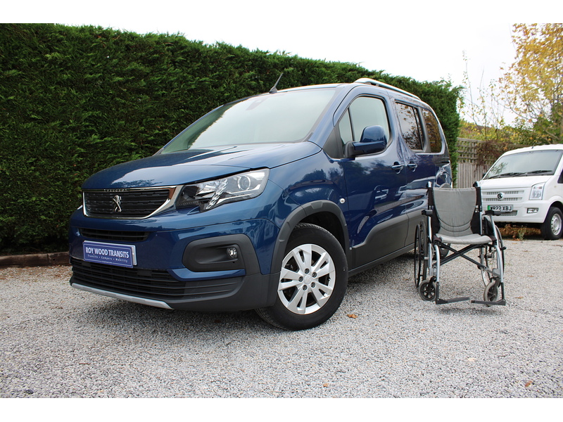 Peugeot Allied Horizon - RARE Petrol Automatic Wheelchair access car 1.2 5dr WAV Automatic Petrol
