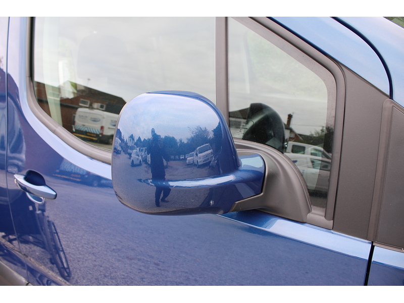 Peugeot Allied Horizon - RARE Petrol Automatic Wheelchair access car 1.2 5dr WAV Automatic Petrol