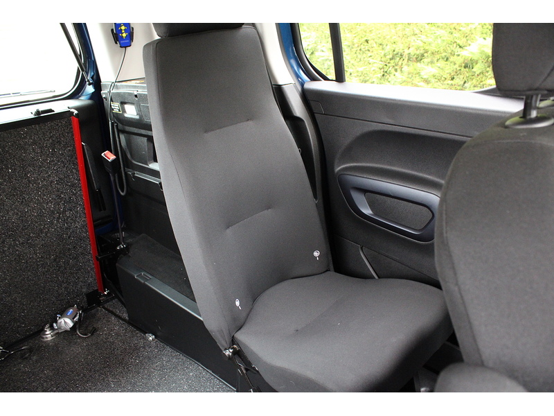 Peugeot Allied Horizon - RARE Petrol Automatic Wheelchair access car 1.2 5dr WAV Automatic Petrol