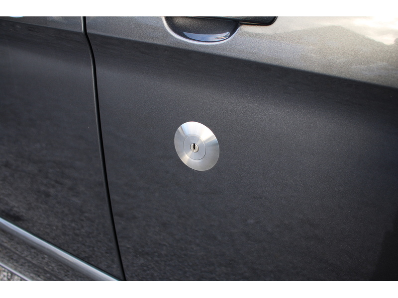 Auto Campers LWB Leisure van Hi-line 170ps Limited -  Vari Mount reat sliding seat/bed - 24