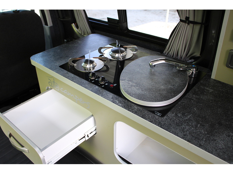 Auto Campers LWB Leisure van Hi-line 170ps Limited -  Vari Mount reat sliding seat/bed - 49