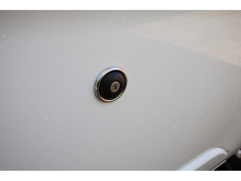 Ford 280 L1 Limited 130ps Euro 6 Diesel Van 2.0 5dr medium van Manual Diesel