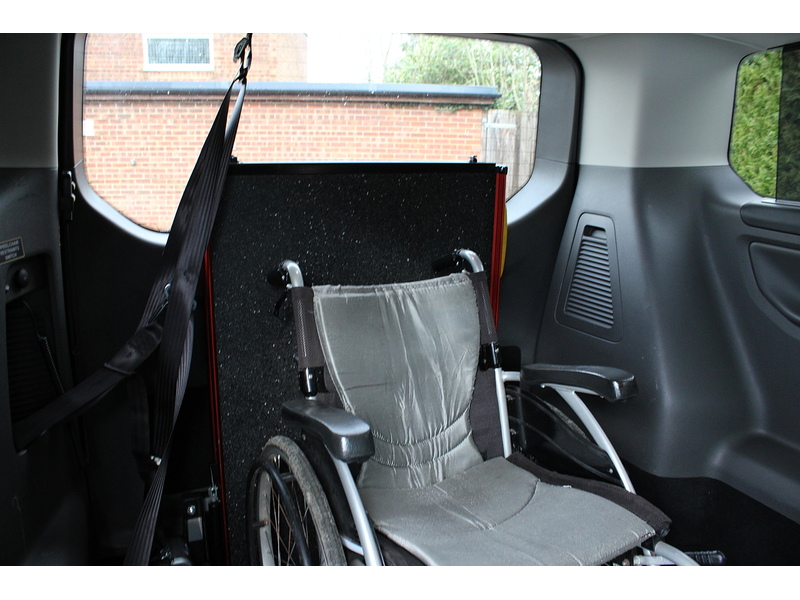 Ford Allied Independence 3+3 with Wheelchair access 2.0 5dr WAV Manual Diesel