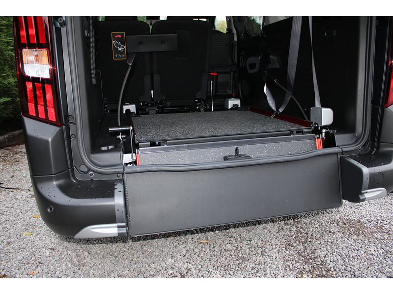 Peugeot GT Allied Horizon RS 5 seats plus wheel chair 1.5 5dr MPV Automatic Diesel